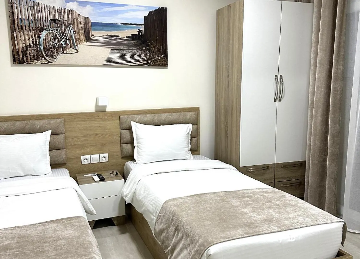 Navarino Luxe Suites Peraía 0*,