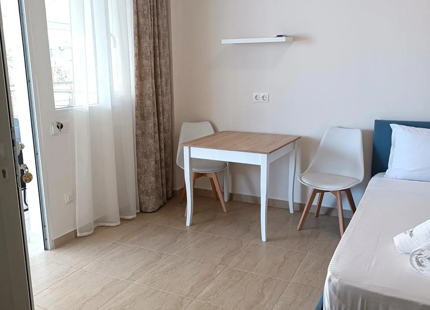 Navarino Luxe Suites Peraía